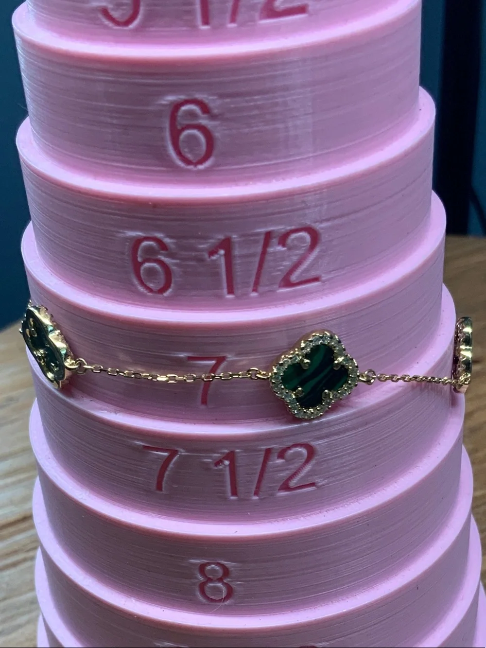 ECH925 Green Malachite Clover Motifs Gold Bracelet